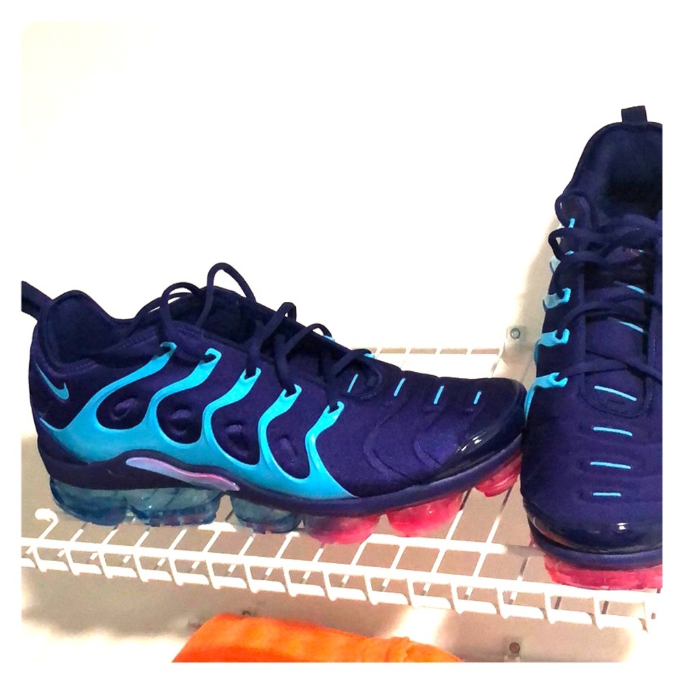 Brand new Air max *dripping in purple rain